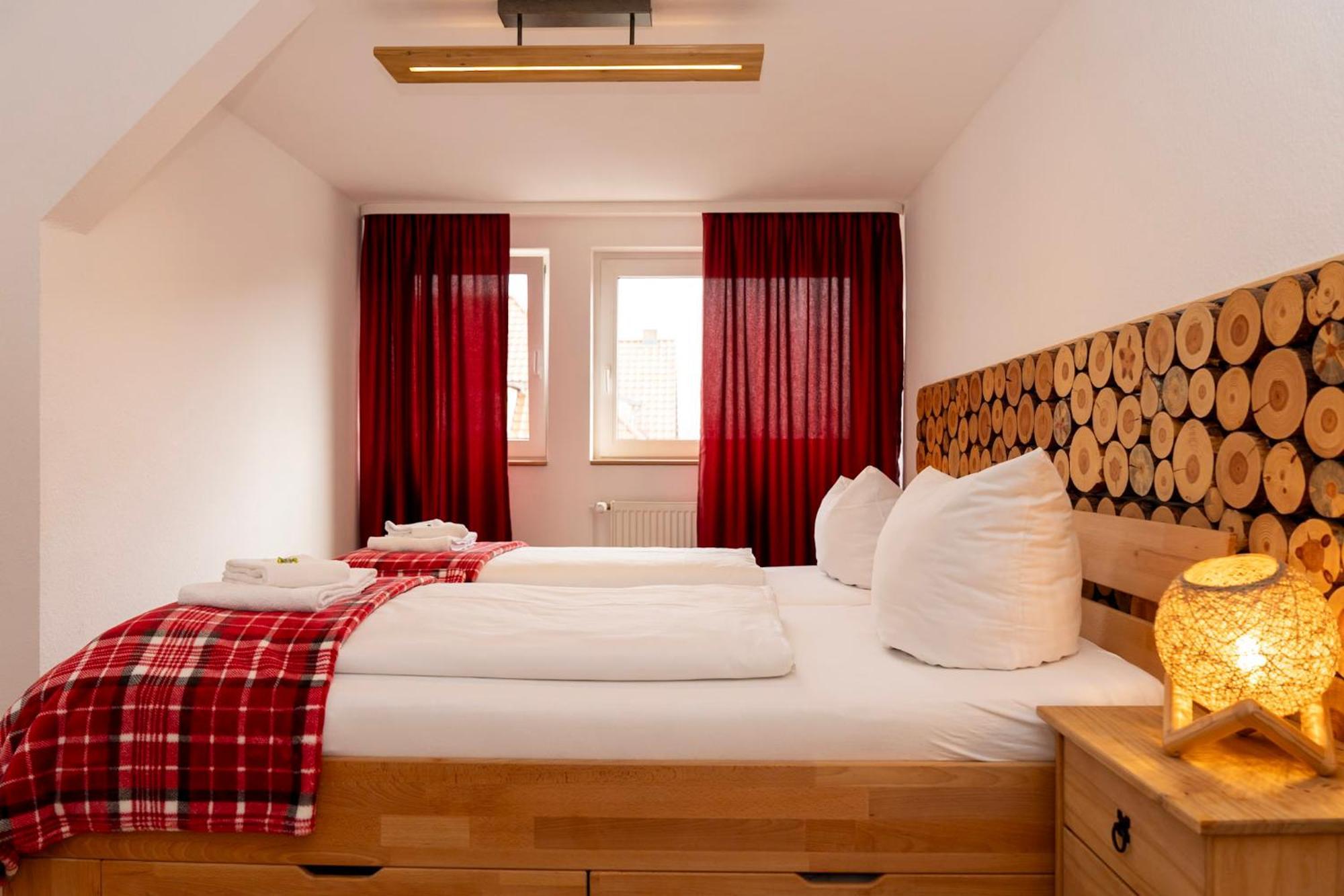 Rosewood - Apartment By Comfort Housing Falkensee Dış mekan fotoğraf