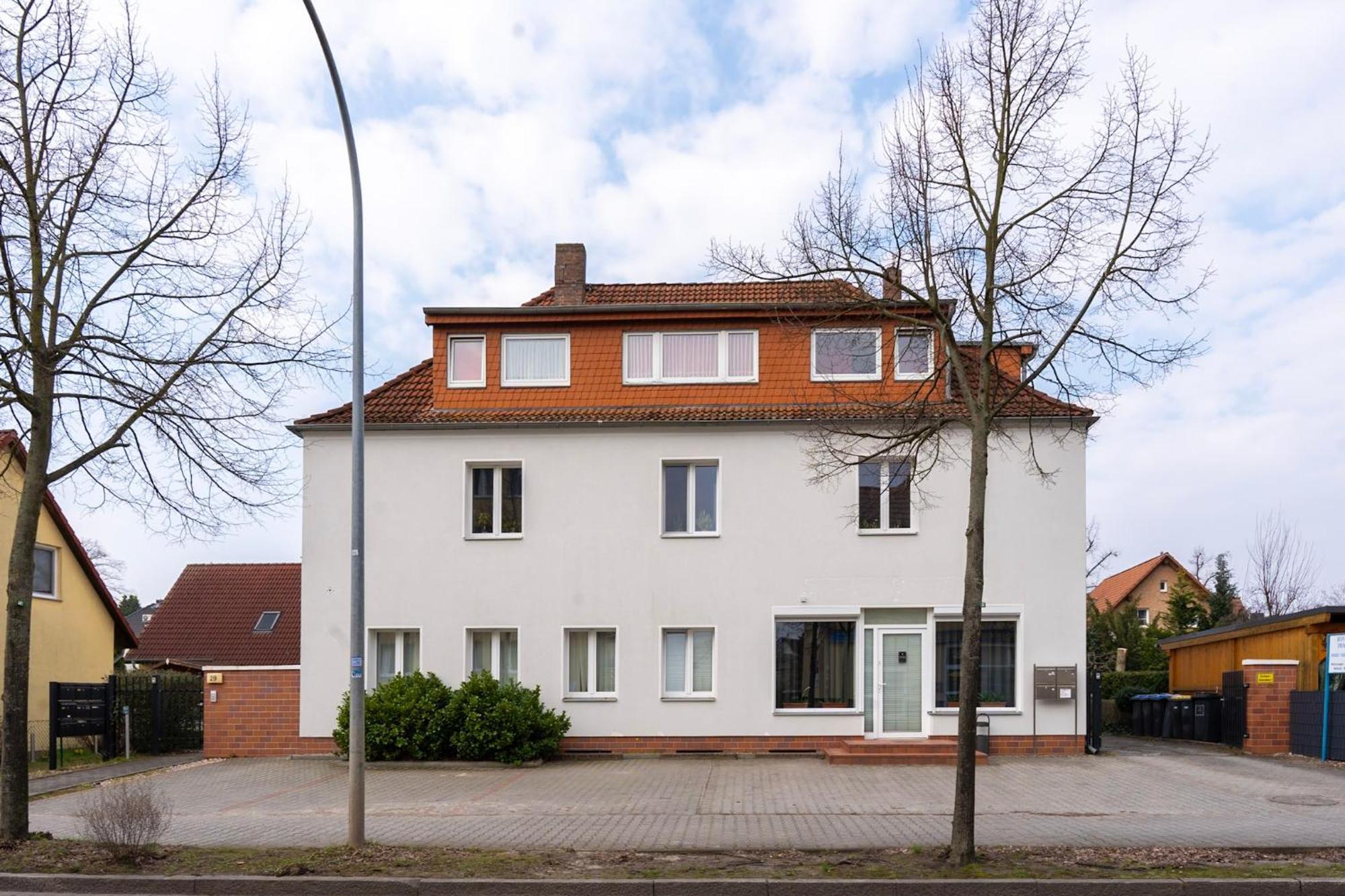 Rosewood - Apartment By Comfort Housing Falkensee Dış mekan fotoğraf